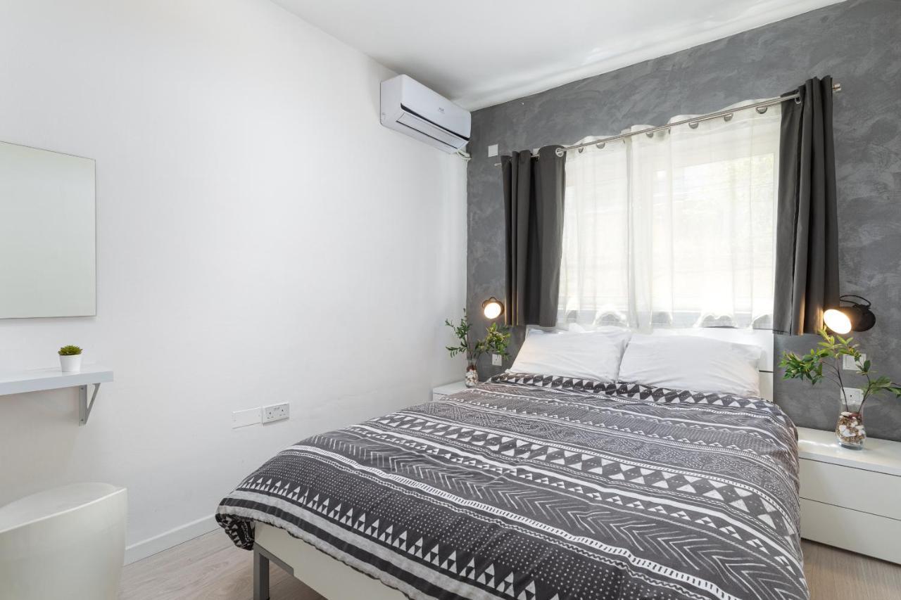 Modern 3 Bedroom & 3 Bathroom Apartment - Near Balluta Bay Saint Julian's Eksteriør billede